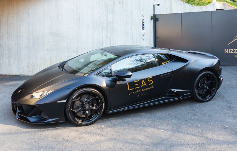 Regalo esperienziale con auto di lusso